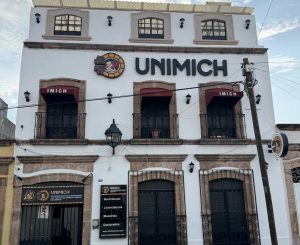 Fachada principal UNIMICH